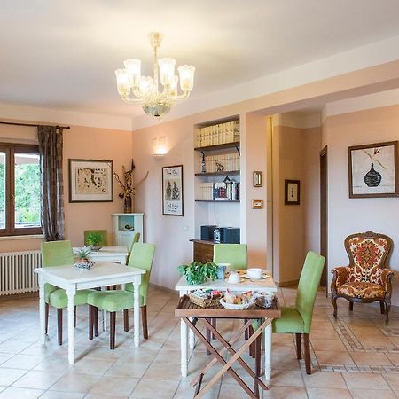 Gasthaus Il Casale Del Ra Tuoro sul Trasimeno Exterior foto